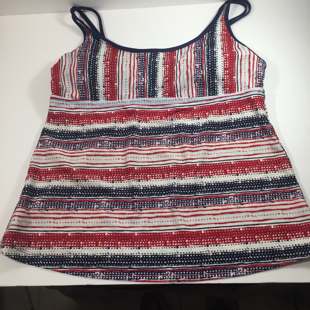 NWOT |Mission | Bathing suit 👙Top | Multicolored